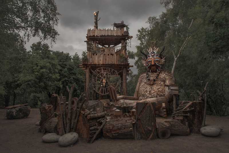 Real Size Giants Hidden in a Belgium Forest