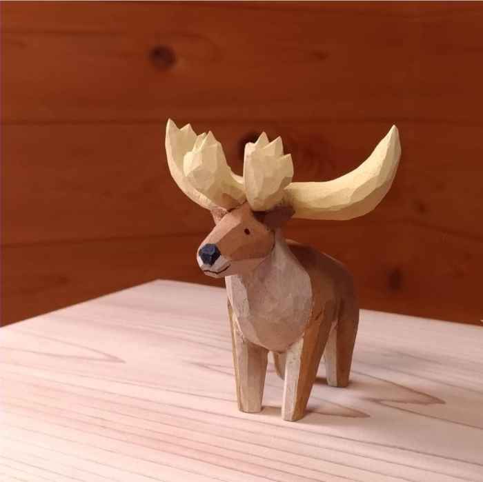 Seiji Kawasaki - A Japanese wood carving artist who creates the Cutest Carved Wooden Animals