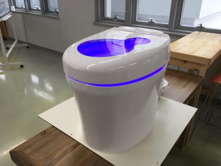 South Korean Eco-friendly Toilet turns poop into Power and Digital Currency