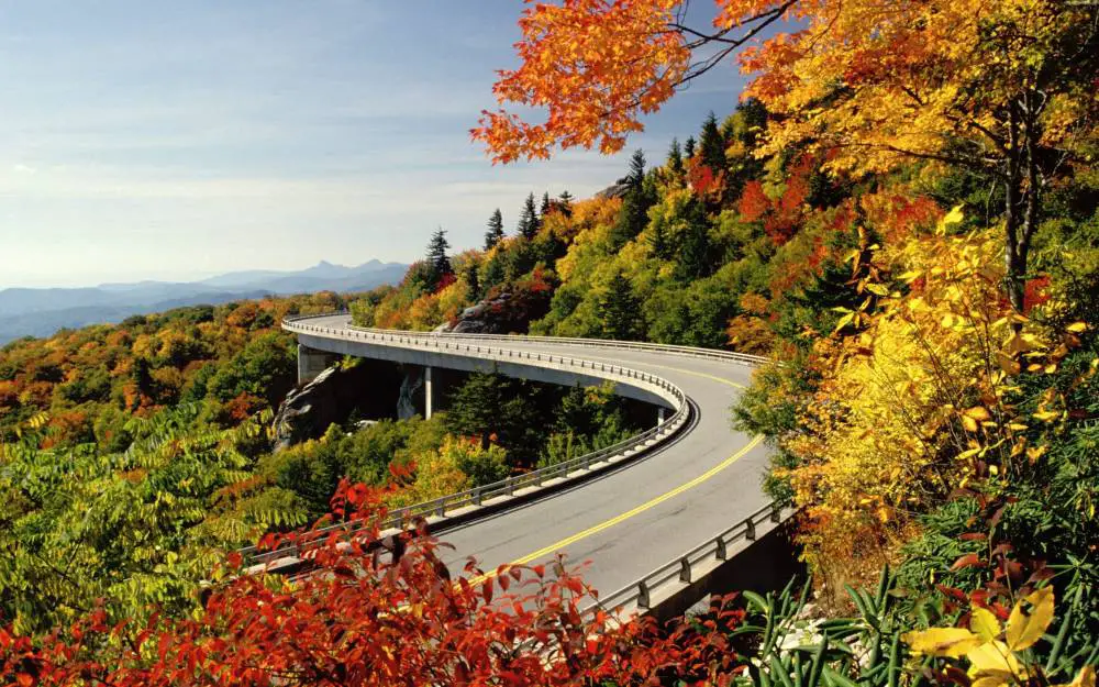 25 Most Amazing Road Trips Across the USA