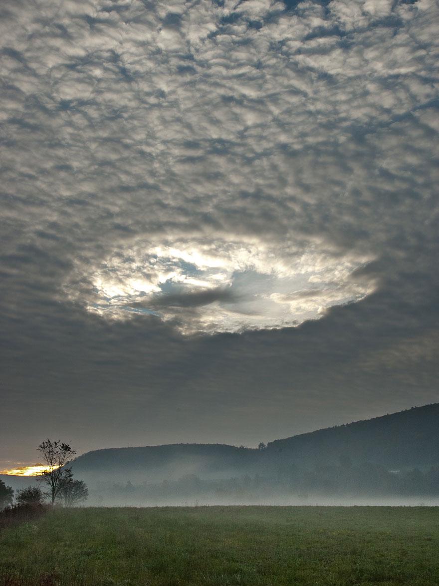 25 Amazing & Rare Cloud Formations You've Probably Never Seen Before 25 formations nuageuses étonnantes que vous n’avez probablement jamais vues auparavant