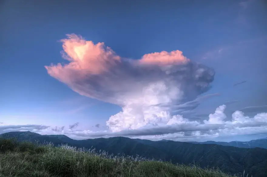 25 Amazing Cloud Formations You've Probably Never Seen Before