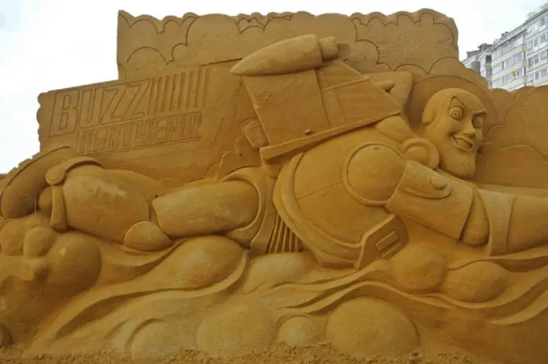 Amazing Sand Sculptures Spotted in Sand Castle Contests held across the World