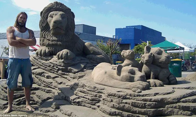 Amazing Sand Sculptures Spotted in Sand Castle Contests held across the World