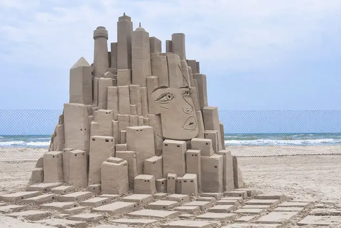 Amazing Sand Sculptures Spotted in Sand Castle Contests held across the World