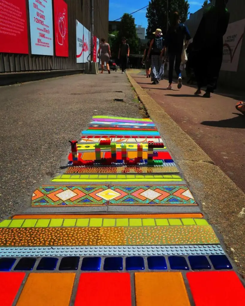 Potholes to Masterpieces: Ememem's Vibrant Mosaic Art Brings Life to Roads. 30 Amazing Artworks!