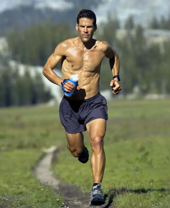 30 Most Extraordinary & Unbelievable People in the World Dean Karnazes, born August 23, 1962, in California, USA, is an ultramarathoner with a body that defies physical exhaustion. He ran 350 miles nonstop over 80 hours without sleep and completed 50 marathons in 50 U.S. states in 50 consecutive days, finishing the 2006 New York Marathon in three hours.