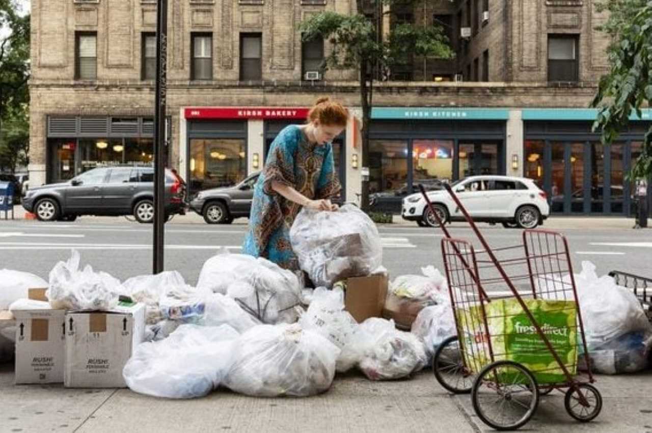 Trash Walker: Anna Sacks Finds Treasure in New York City’s Garbage