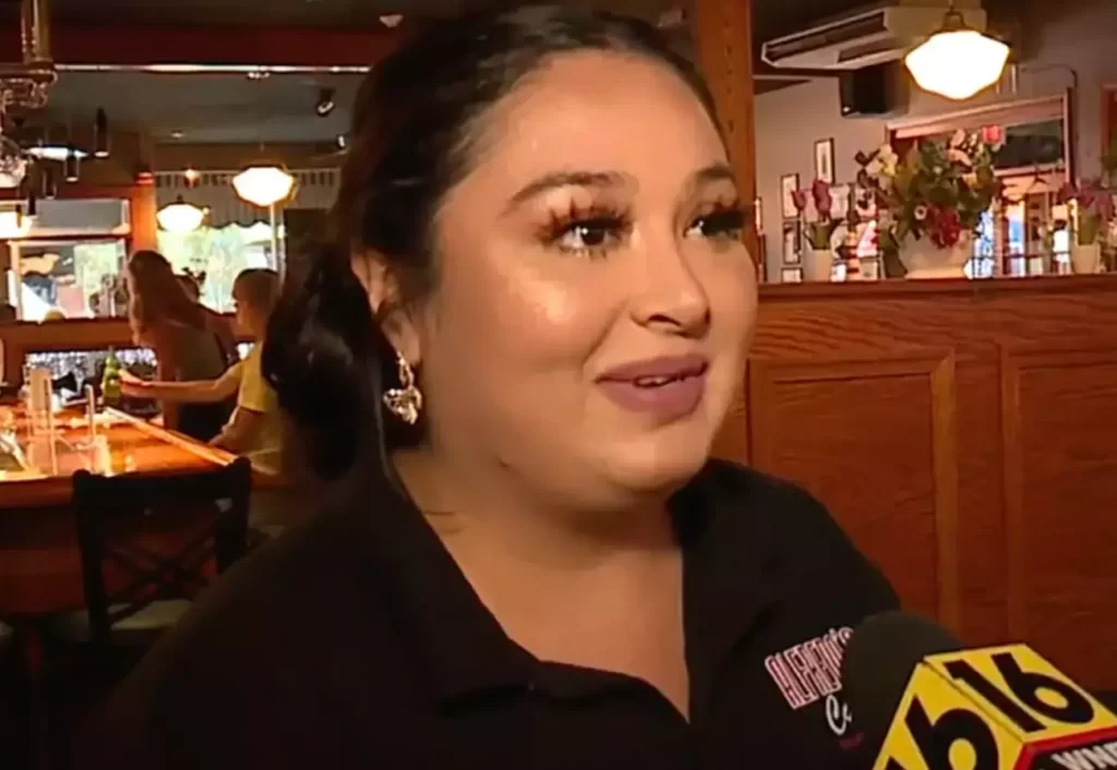 Restaurant Wants to Sue Customer for $3,000 Waitress Tip