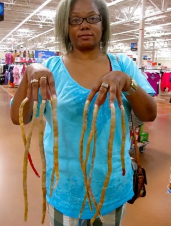 66 Of The Wildest “People Of Walmart” Photos To Prove That It’s A Place Like Nowhere Else