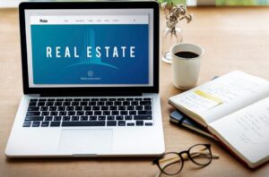 California is nicknamed the Golden State because of its many attractions including the amazing real estate architecture. Indeed, it is tempting to become a licensed real estate sales agent and interact with multimillion-dollar properties around the state.