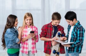 These days, students are lucky to count on multiple applications to help them study, relax, and maintain high productivity. The only problem here is to choose the right application for each task. After all, you don’t want to clutter your phones and computers with yet another digital distraction. You want something that works and makes your life easier. So, let’s see what apps you should consider when creating a perfect digital assistants list for your studies.