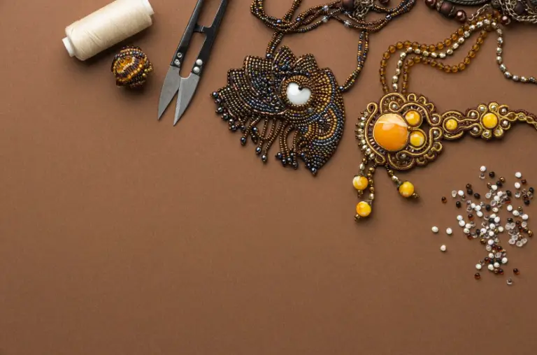 Classic Glamour: Vintage-Inspired Jewelry Designs