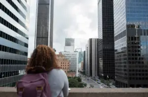 Toronto is Canada’s largest city, and it has several vibrant areas that are perfect for tourists, businesspeople, and expats. 