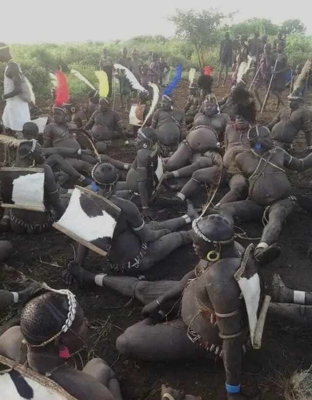 Bodi Tribe (Ethiopia): Men With The Biggest Belly Are Most Desired By ...
