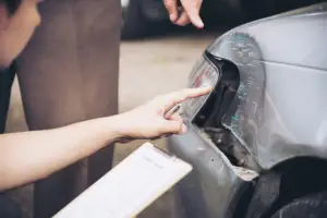Fort Lauderdale, well known for its stunning beaches and vibrant nightlife, is a bustling city where car accidents can occur. If you experience a car accident in this lively locale, it’s essential to know how to manage personal injuries and ensure your well-being effectively.