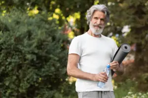 Navigating the challenges of aging is a crucial aspect of men’s health, especially after the age of 40. This period marks a significant transition in a man’s life, both physically and psychologically. Understanding the health considerations and adopting strategies to manage the changes can help maintain vitality and quality of life during the later years.