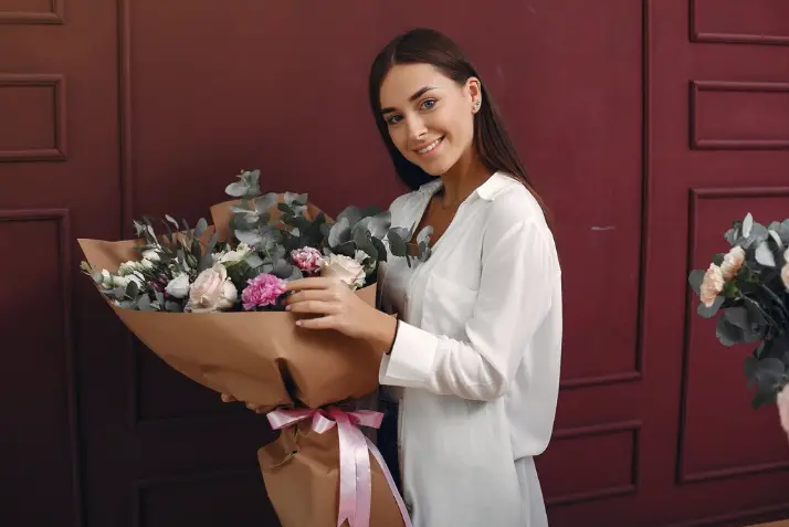 This article is about how same day flower delivery service can turn a potentially stressful moment into a heartwarming success. It’s a thoughtful way to ensure every special occasion is celebrated in style. Let's see how this lifesaving service can brighten any special occasion.