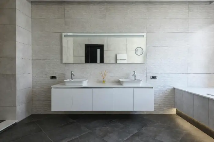 Bathroom Remodeling Mistakes to Avoid (And What to Do Instead)