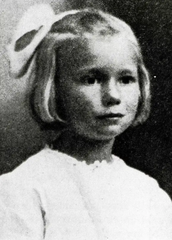 Sending kids through the mail: The bizarre U.S. postal service practice of 1913 Rural families gained access to goods like never before. But the vague regulations led to some surprising uses. Among them: mailing children.
