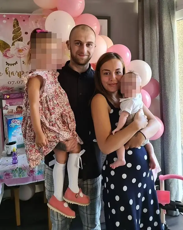 British mother, 28, mysteriously passes away on Turkey vacation; Autopsy reveals her heart is missing In a case that has shocked the world, a British mother of two, Beth Martin, died under mysterious circumstances while on vacation in Turkey, only for her family to discover during a UK autopsy that her heart was missing.