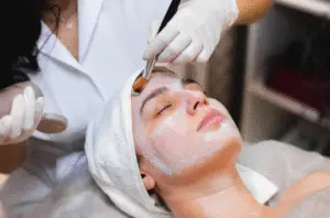 Facials are more than just a relaxing treat, they’re a vital part of skincare that can help address specific concerns like acne, dryness, aging, and sensitivity. However, with so many types available, choosing the right facial can feel overwhelming. The key to selecting the best treatment lies in understanding your skin type, concerns, and desired results. Here’s a guide to help you find the ideal facial for your needs.