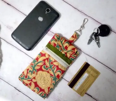 Explore these 27 Christmas sewing patterns to create unique handmade Christmas gifts and DIY holiday decor that will delight friends and family while enhancing your home's festive atmosphere.