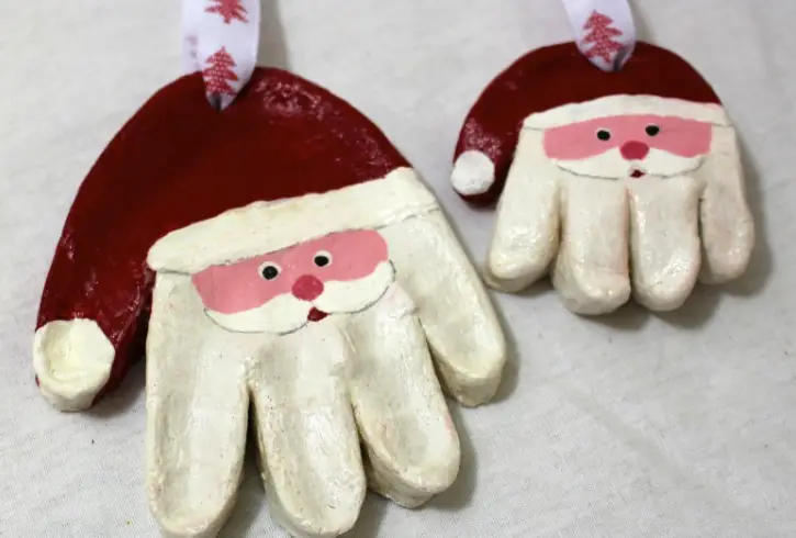 Americans spend an average of $60 on Christmas decorations each year, yet with rising costs prompting 17 percent of shoppers to embrace more DIY holiday crafts, these handmade options offer a fresh way to transform your tree.