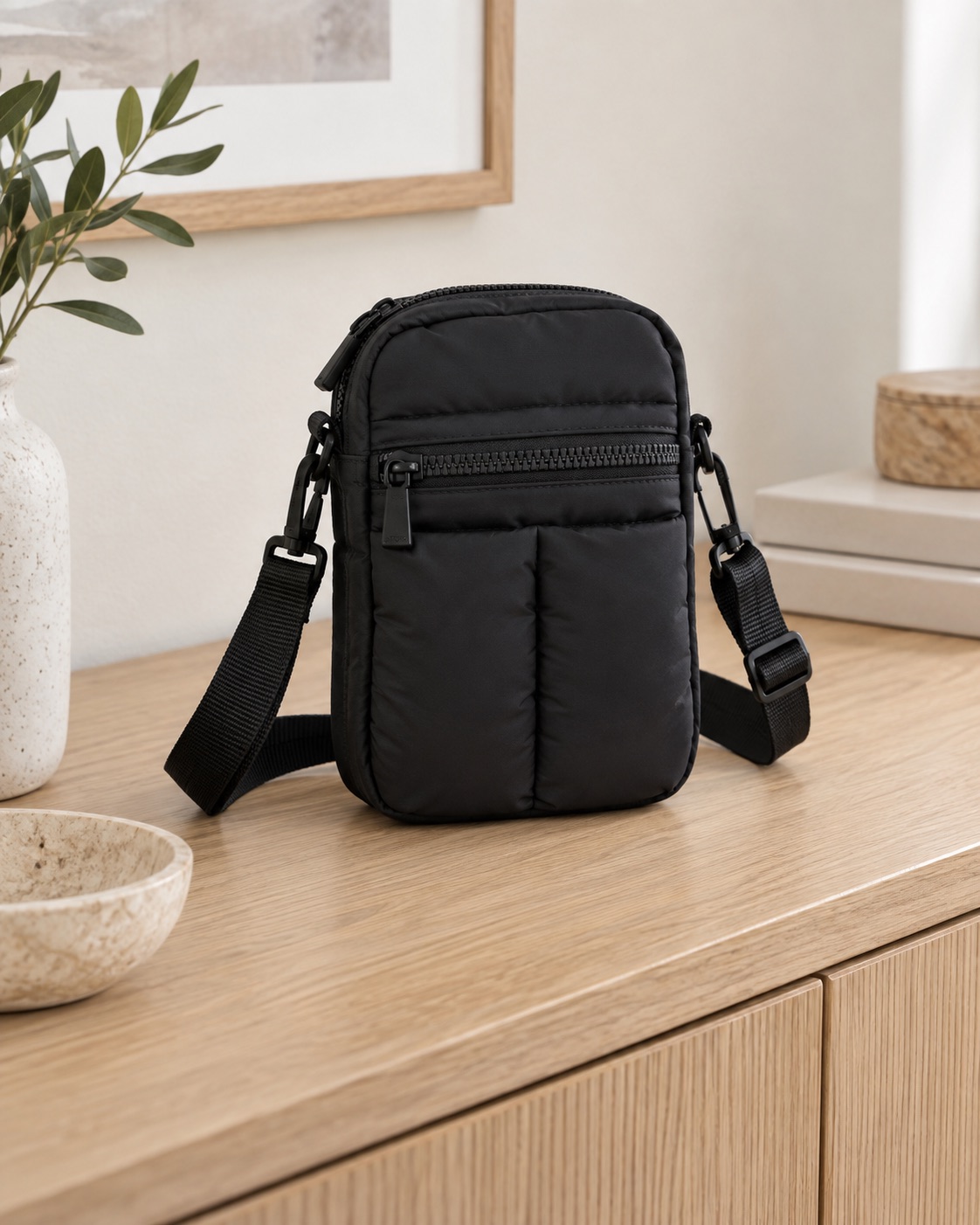 Black puffer crossbody phone purse with quilted front panels